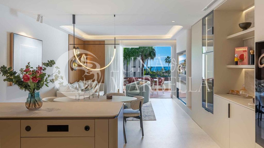 Apartamento en venta en Estepona