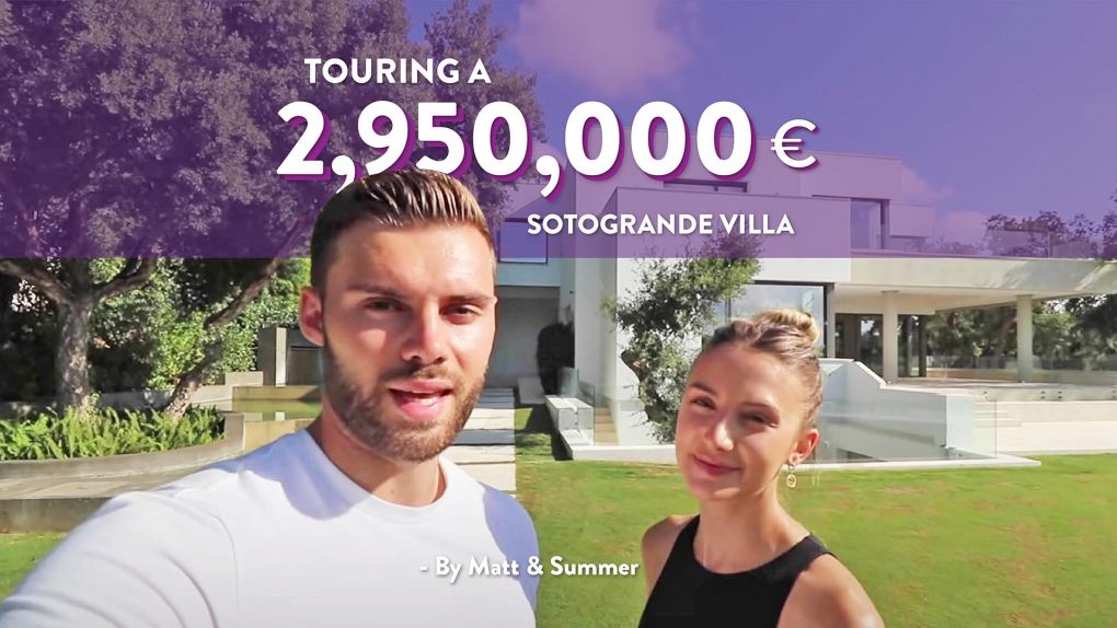 Matt Mellor & Summer Newman - Real estate influencer touring a 2,950,000€ Contemporary villa - SASOMO1019