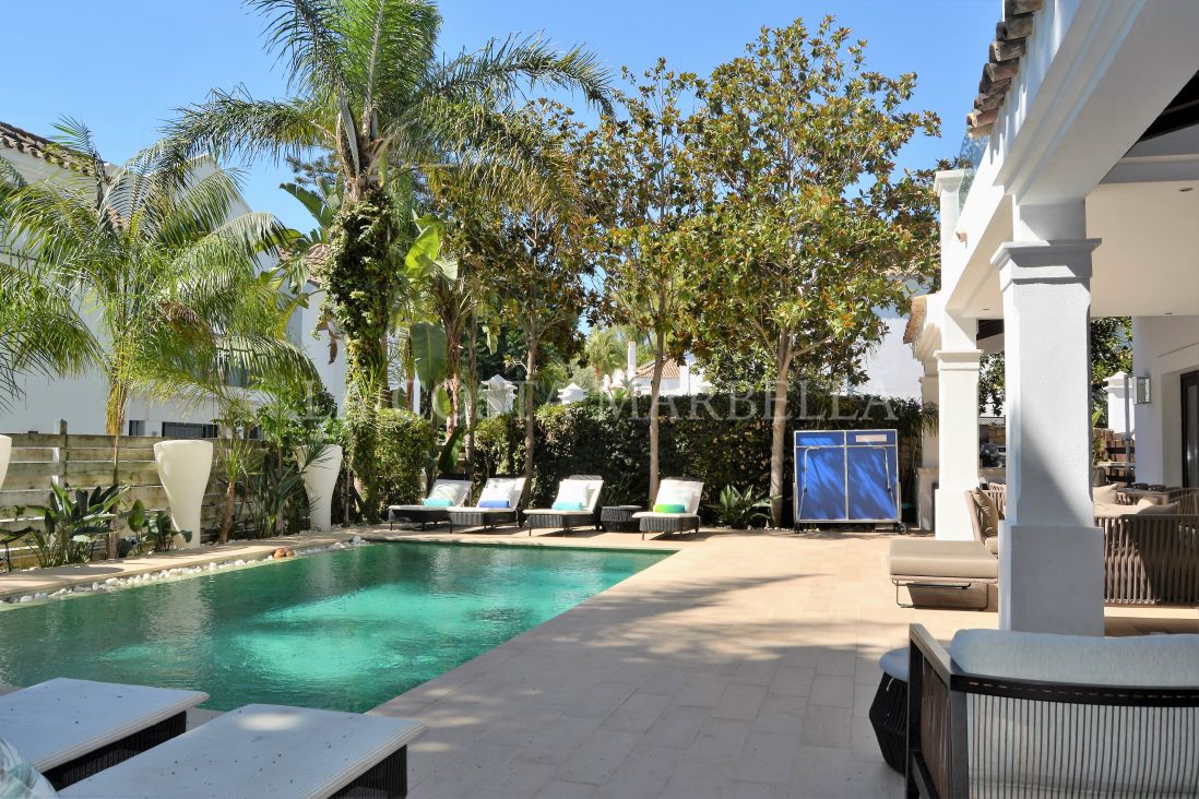 Marbella Golden Mile, Exquisite and very private Golden Mile sea side villa for rent in the world-famous Marbella Club