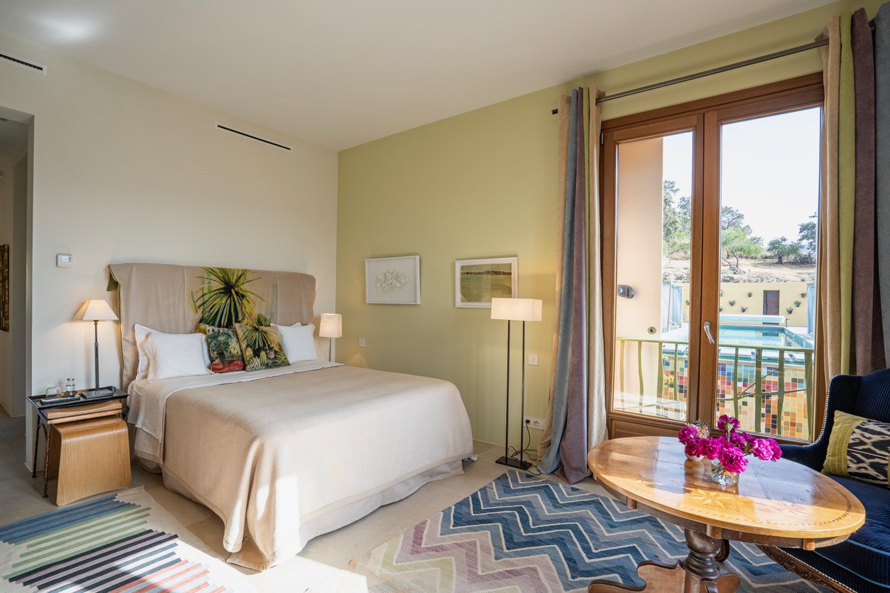 Villa La Mandaluz, a unique and inspiring home where art and architecture converse, surrounded by protected countryside in Ronda, Málaga