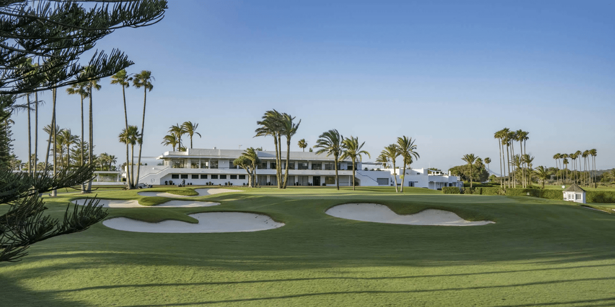 Los mejores campos de golf de Sotogrande dónde tienes que jugar