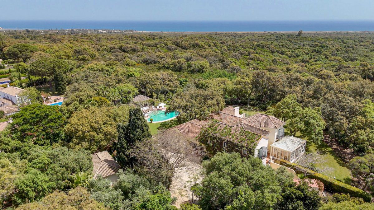 Absolutely charming Andalusian cortijo in Sotogrande Costa minutes from the beach
