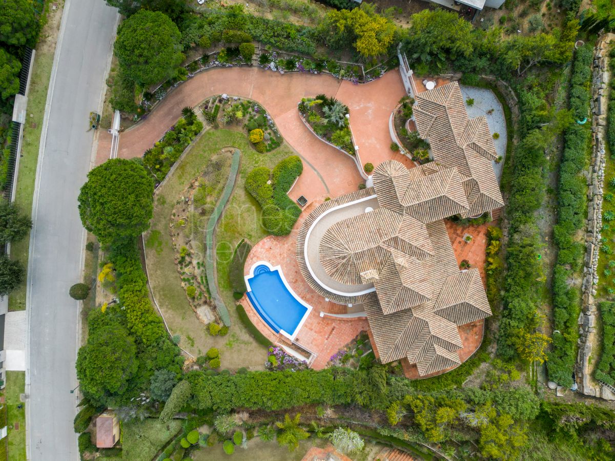 Lovely family home with sea views close to SO/ Sotogrande hotel