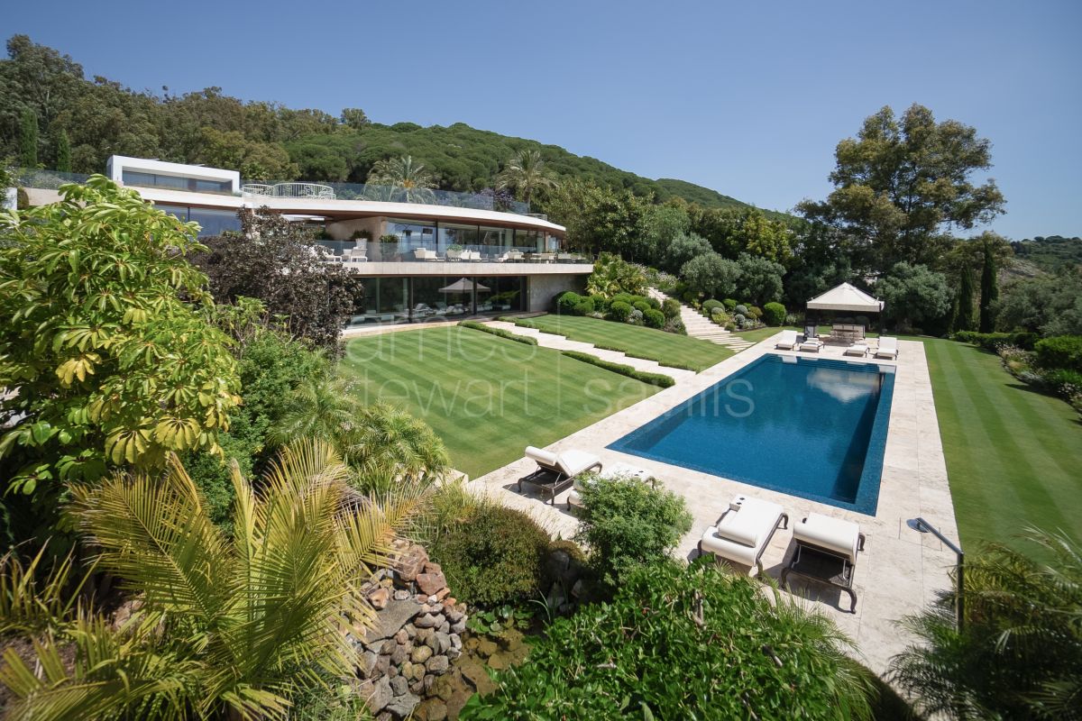 Villa Aquarius in La Reserva de Sotogrande – Privacy, Sea Views and Timeless Elegance in El Mirador
