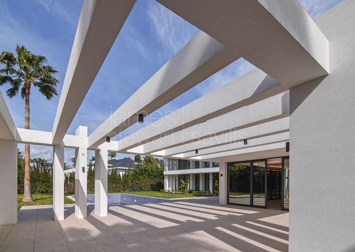 Villa Contemporanea recién construida Paseo del Parque, Sotogrande Costa.