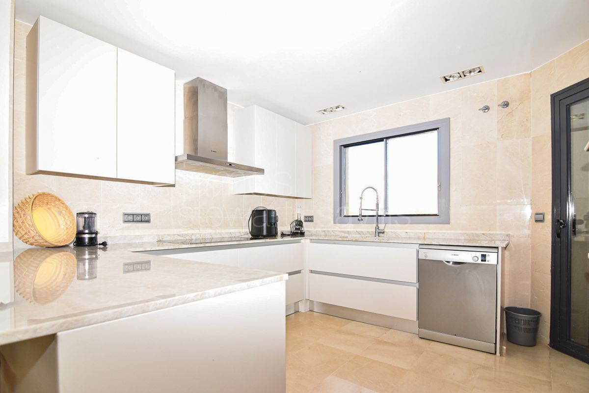 Unique 5 bedroom apartment in La Marina de Sotogrande on the water canals