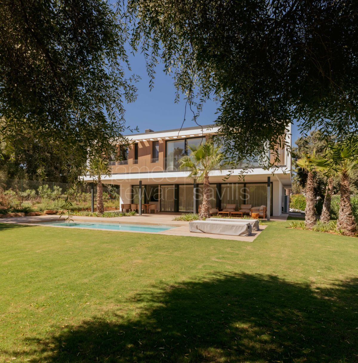 Villa contemporánea de nueva construcción en la zona B de Sotogrande Costa