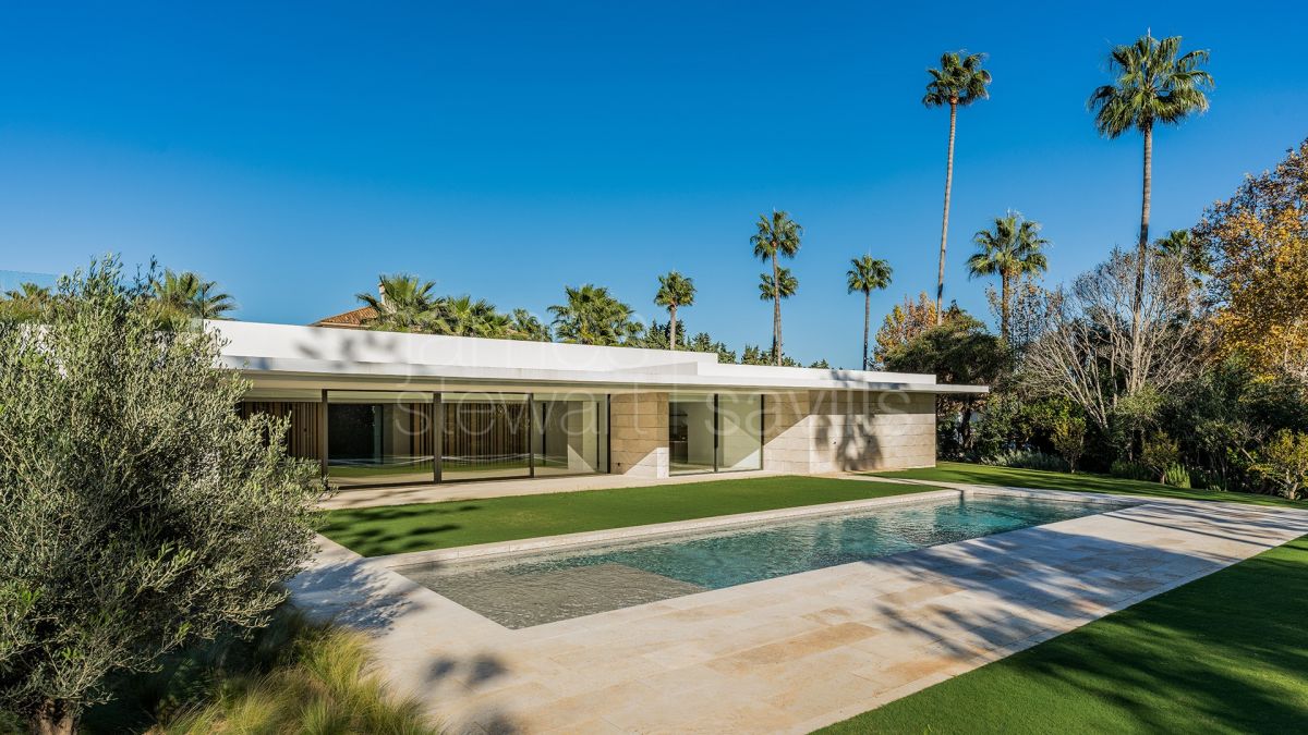Elegante villa de nueva construcción en Reyes y Reinas, Sotogrande Costa