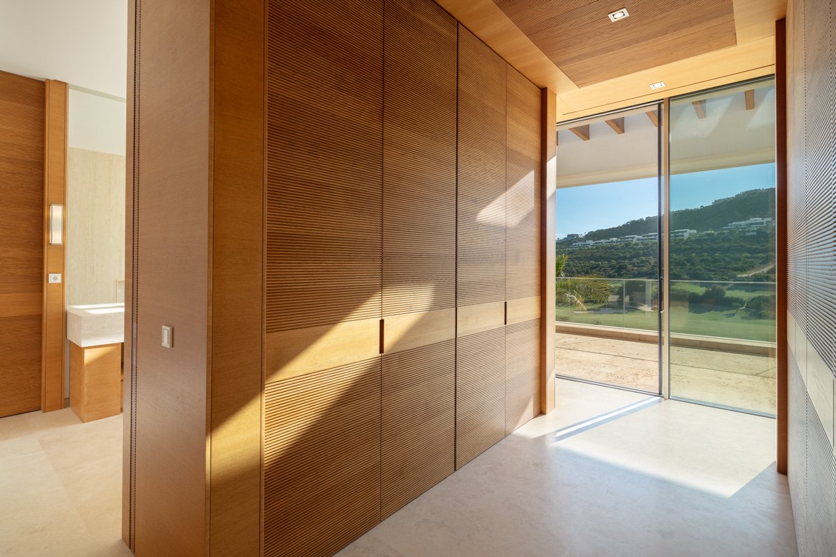 Increíble Villa Mderna en Finca Cortesín.