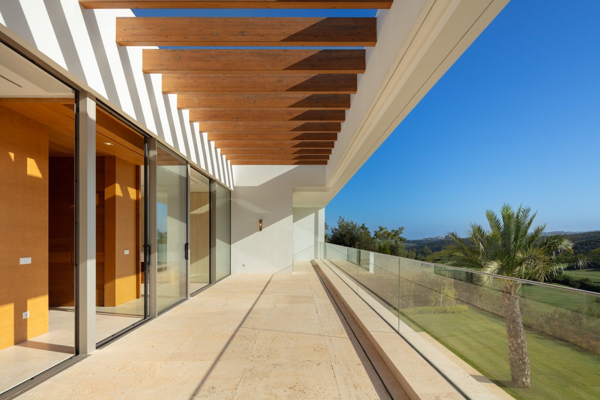 Increíble Villa Mderna en Finca Cortesín.