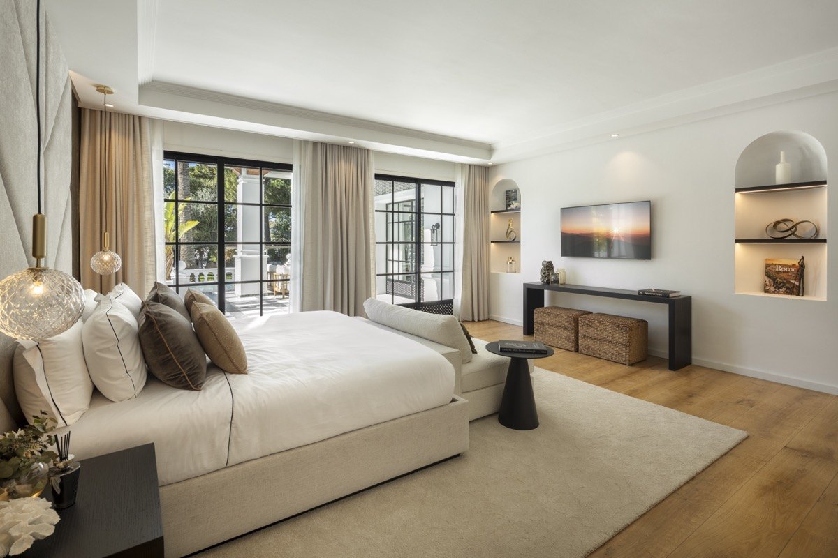 Majestic moorish-style villa with panoramic views and privileged location, Aloha, Nueva Andalucía