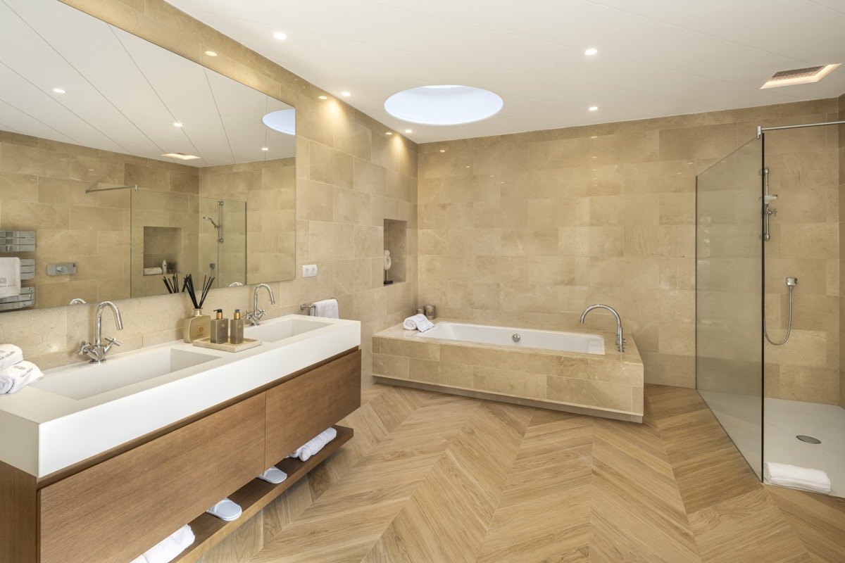 Majestic moorish-style villa with panoramic views and privileged location, Aloha, Nueva Andalucía