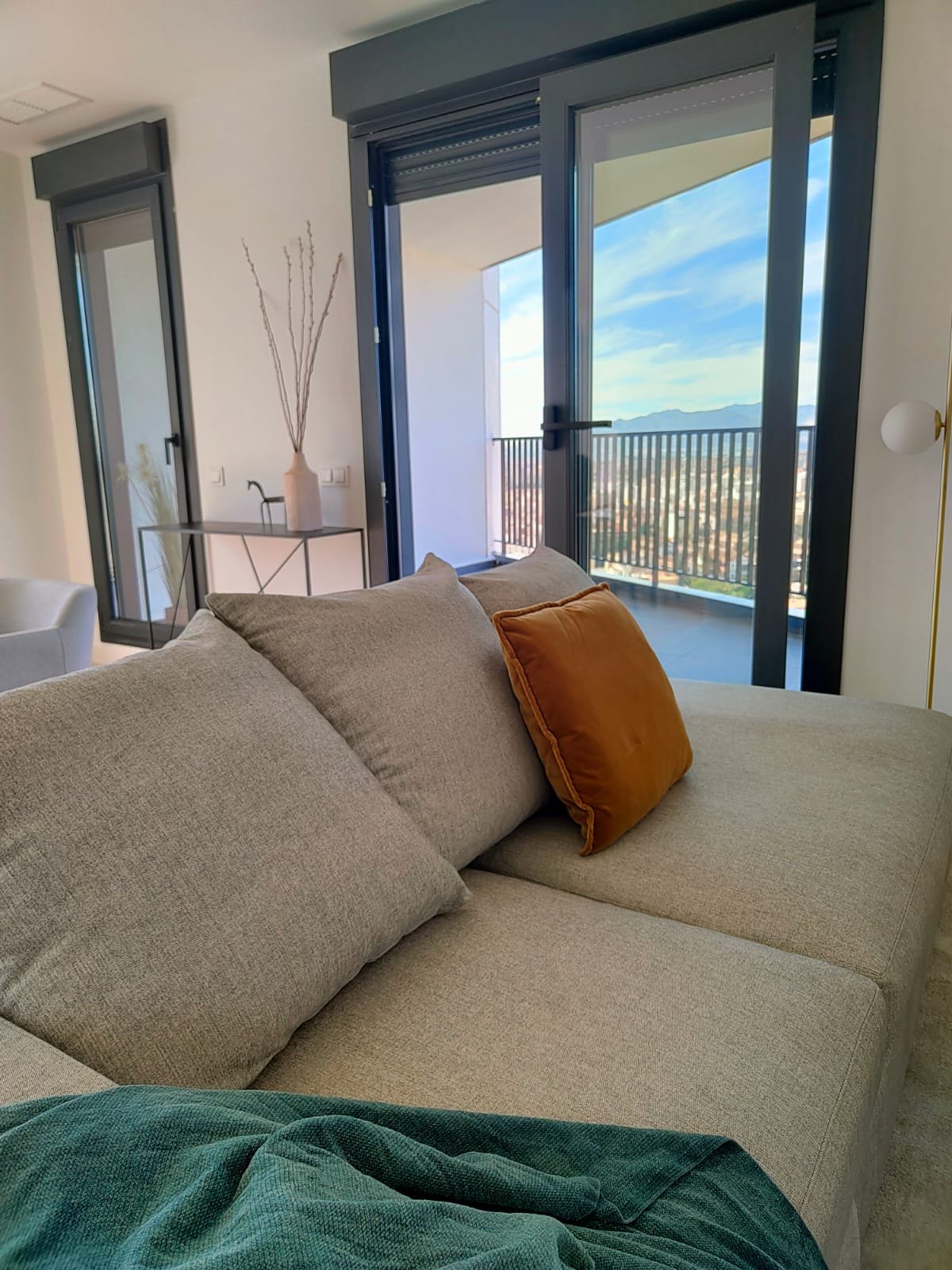 Penthouse in an iconic tower near Málaga city centre