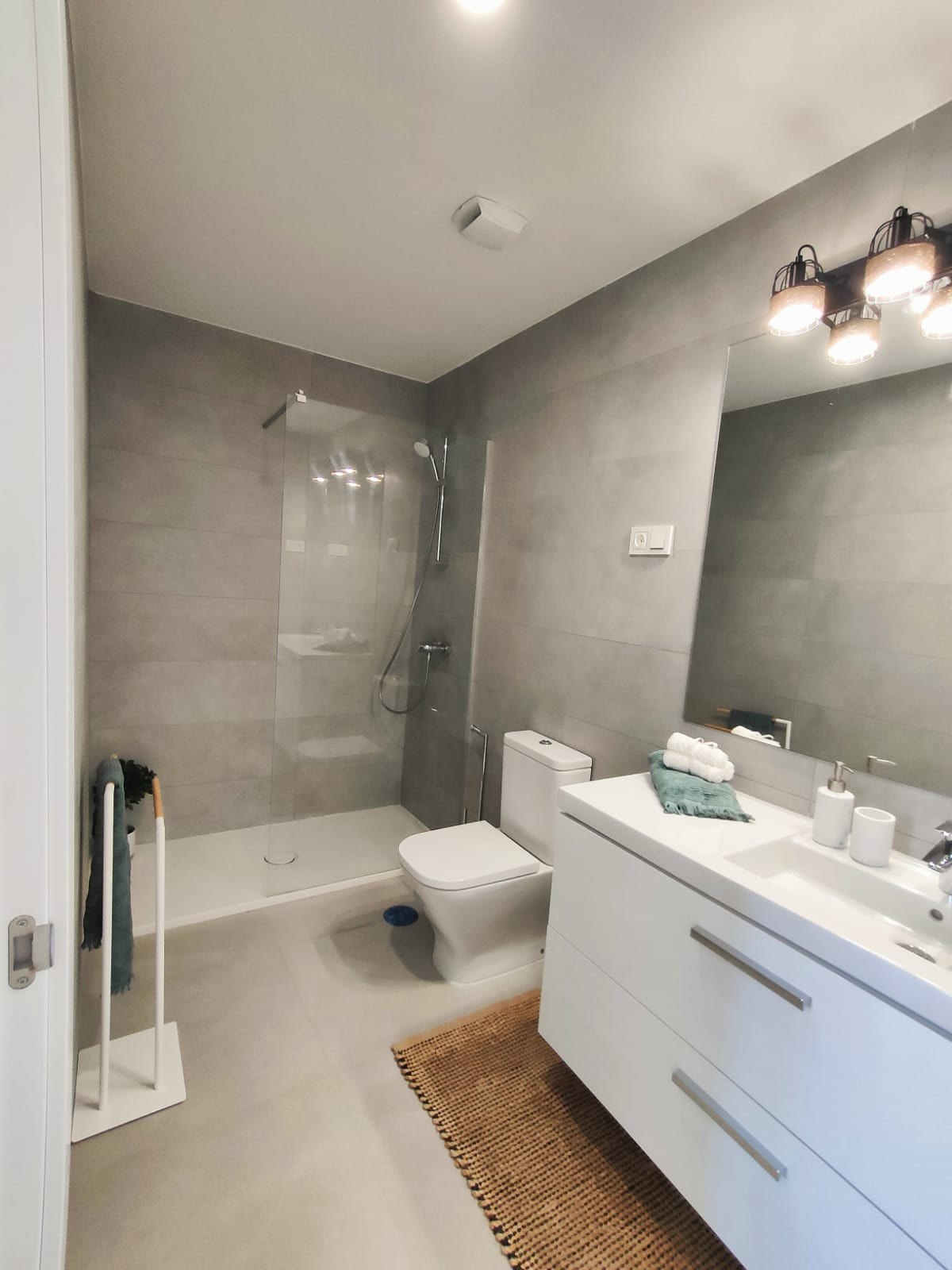 Penthouse in an iconic tower near Málaga city centre