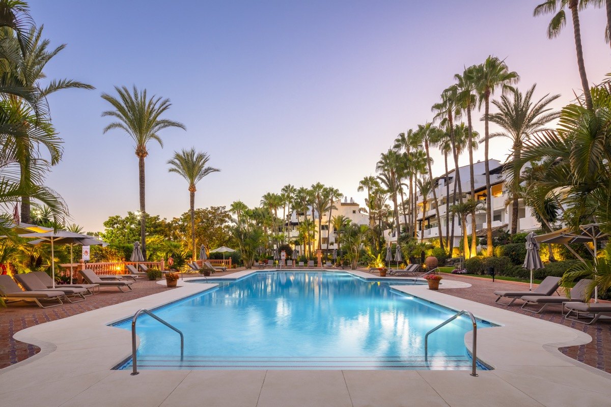 Stylish ground floor apartment in the best area of Puente Romano