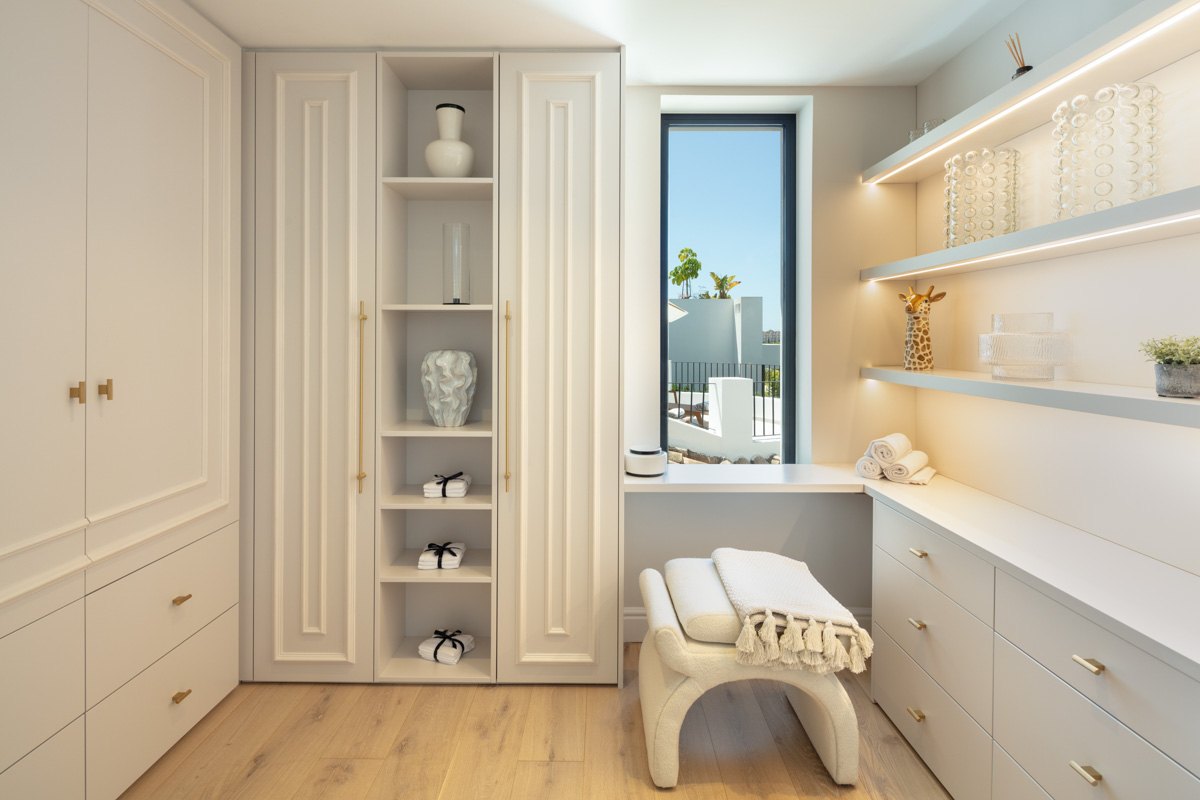 Incredible mediterranean- andalusian style villa in Aloha