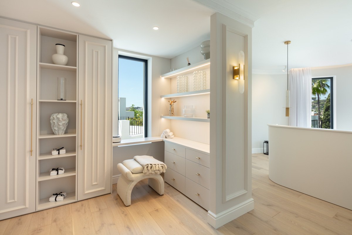 Incredible mediterranean- andalusian style villa in Aloha