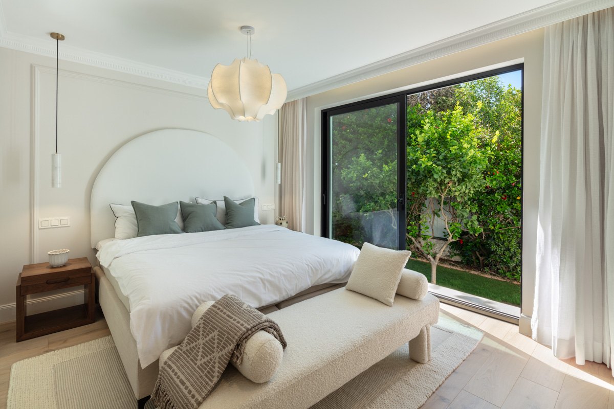 Incredible mediterranean- andalusian style villa in Aloha