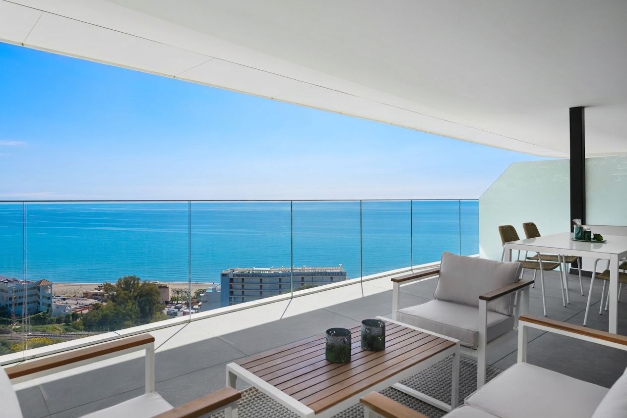 Carat by RH Privé: Contemporary Luxury Living in El Higuerón