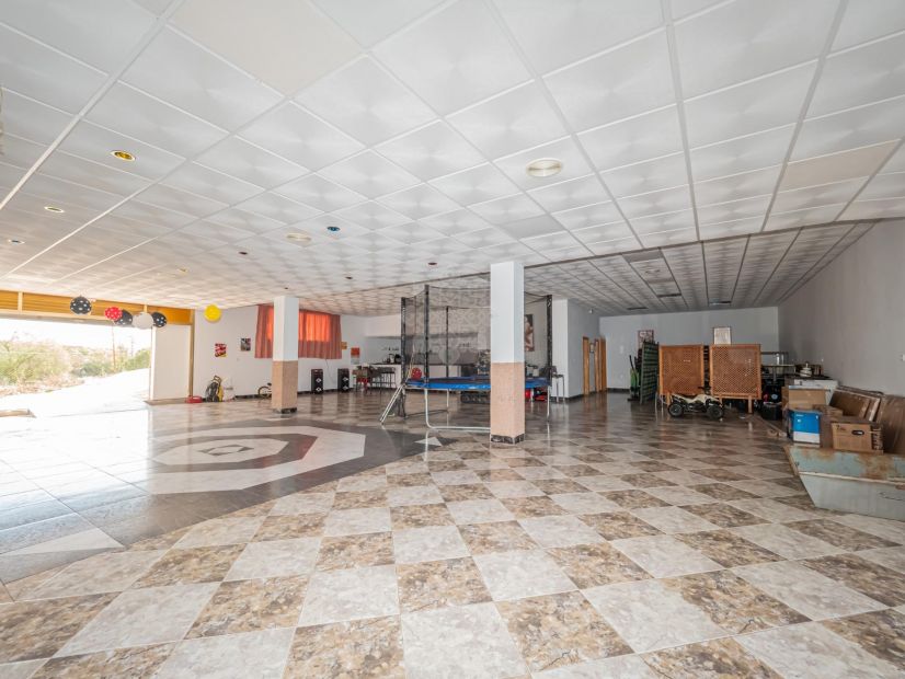 Local Comercial en Alozaina