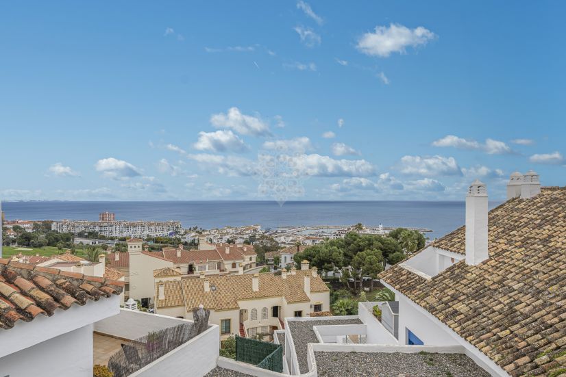 Duplex in Duquesa Suites, Manilva