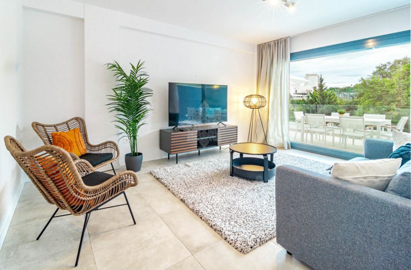 Apartment in Las Mesas, Estepona