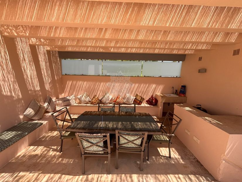 Semi Detached House in San Enrique de Guadiaro
