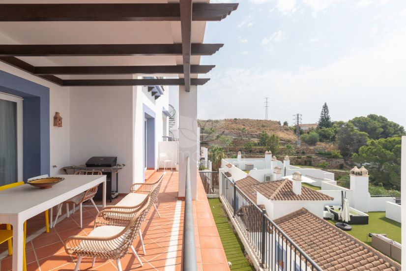 Apartamento en Paraiso Pueblo, Benahavis