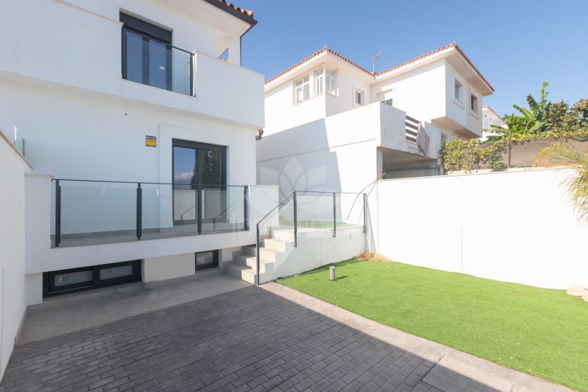 Town House in Chullera, Manilva
