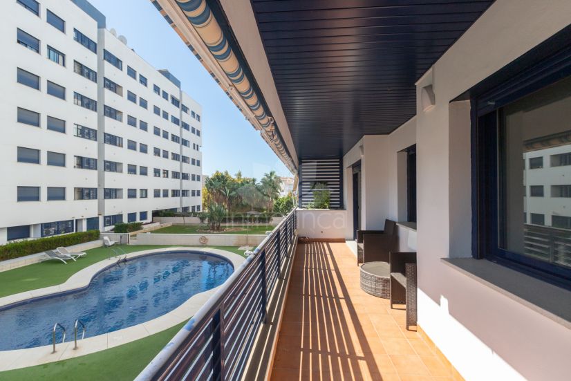 Flat in Estepona Puerto, Estepona