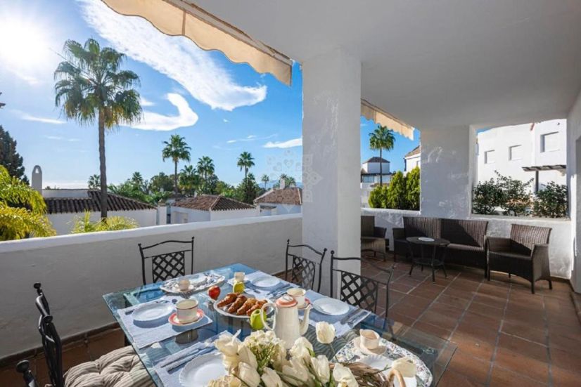 Apartment in Bahia de Marbella, Marbella