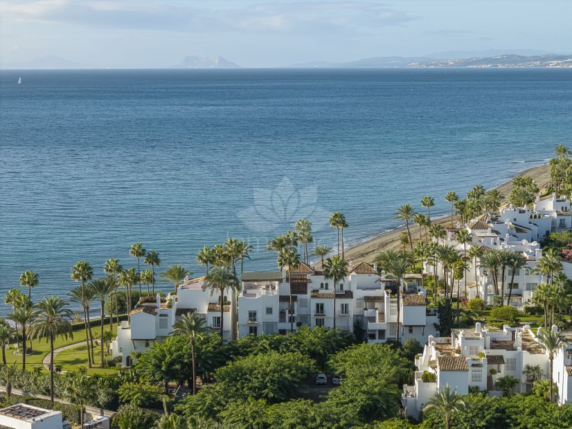 Ground Floor Apartment in Alcazaba Beach, Estepona