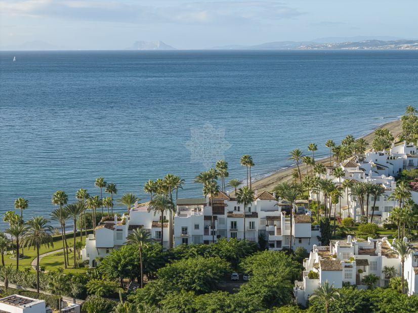 Ground Floor Apartment in Alcazaba Beach, Estepona