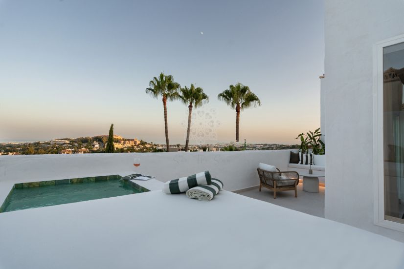 Atico Duplex en La Quinta Village, Marbella