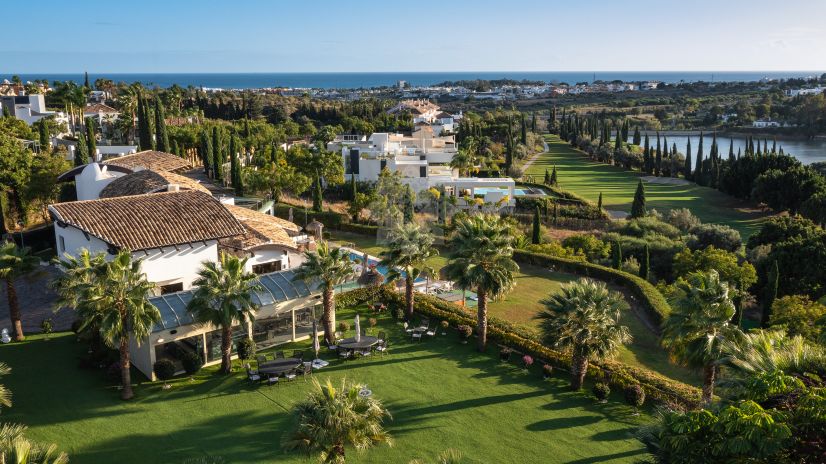 Villa in Los Flamingos, Benahavis