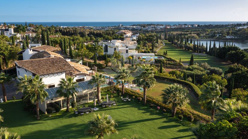 Villa in Los Flamingos, Benahavis