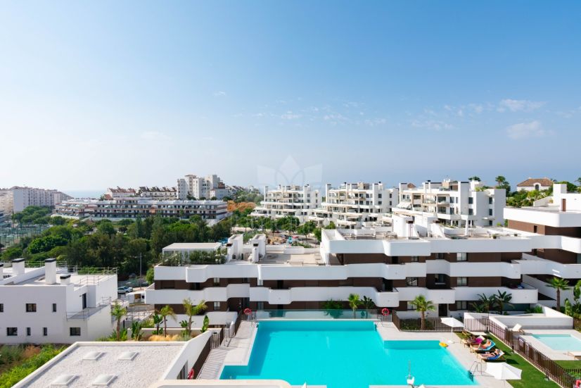 Duplex Penthouse in Las Mesas, Estepona