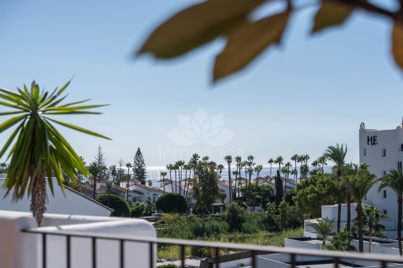 Duplex Penthouse in Alcazaba Gardens, Marbella