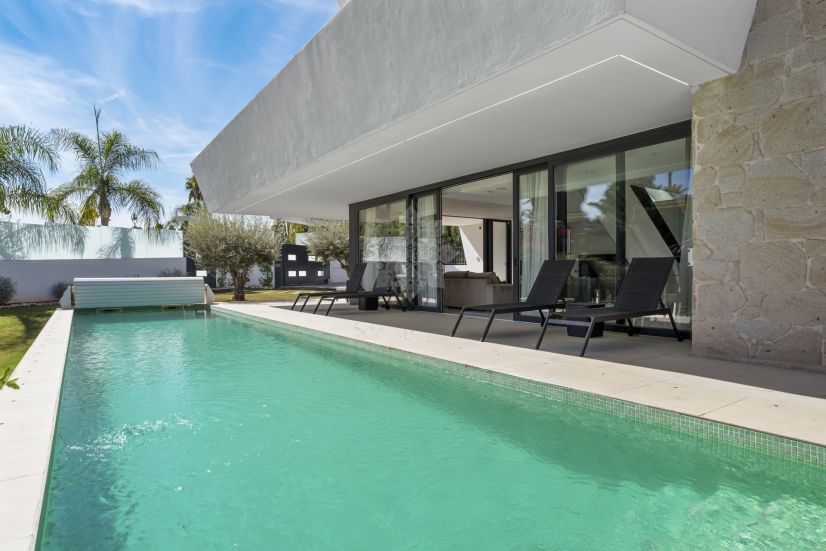 Dom w La Cerquilla, Marbella