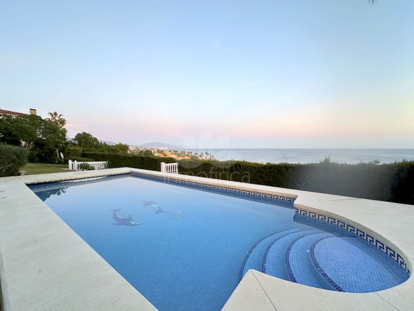 Villa en Buenas Noches, Estepona