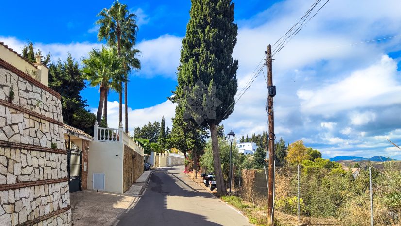 Plot in Sierrezuela, Mijas Costa