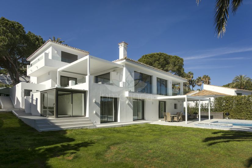 Villa in Nueva Andalucia, Marbella