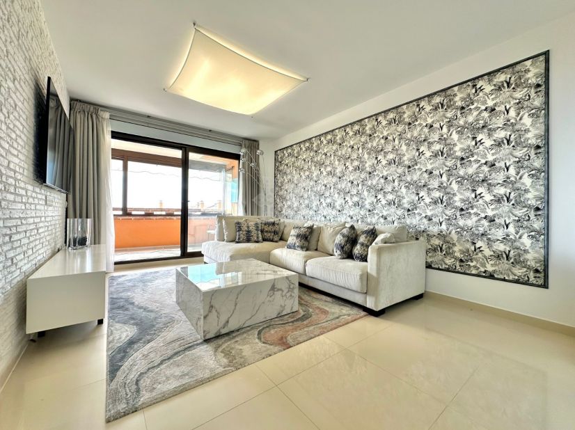 Apartment in Golden Mile, Marbella