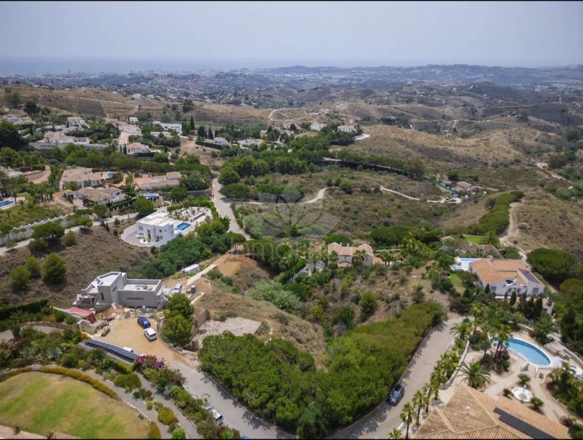 Plot in Valtocado, Mijas