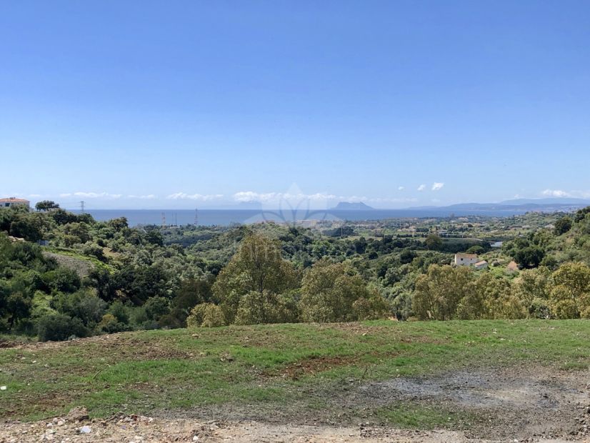 Plot in New Golden Mile, Estepona