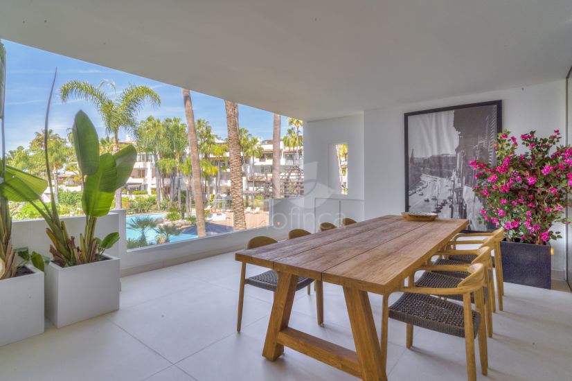 Apartment in Marina Puente Romano, Marbella