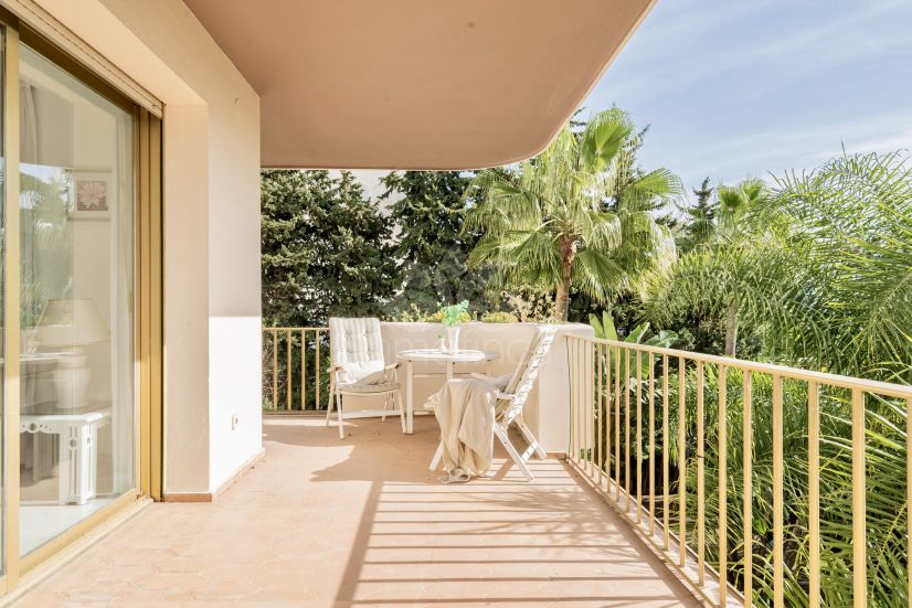 Apartment in Nueva Andalucia, Marbella