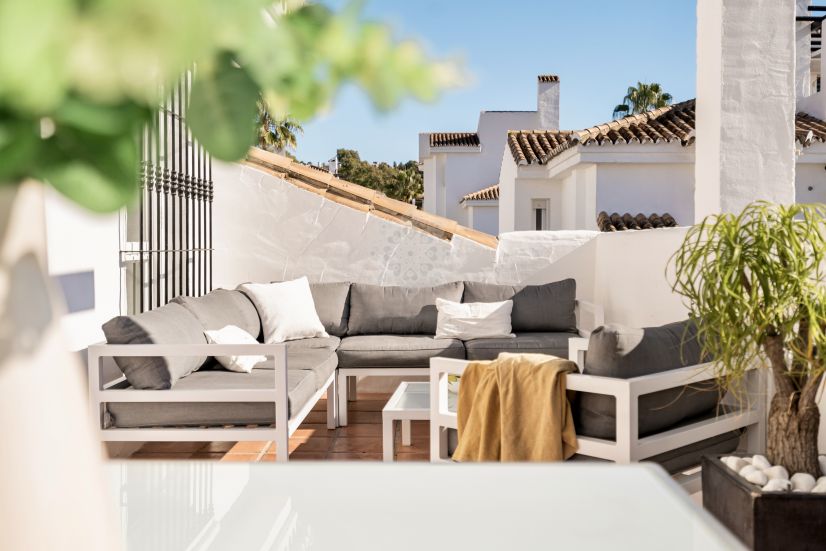 Duplex Penthouse in Nueva Andalucia, Marbella