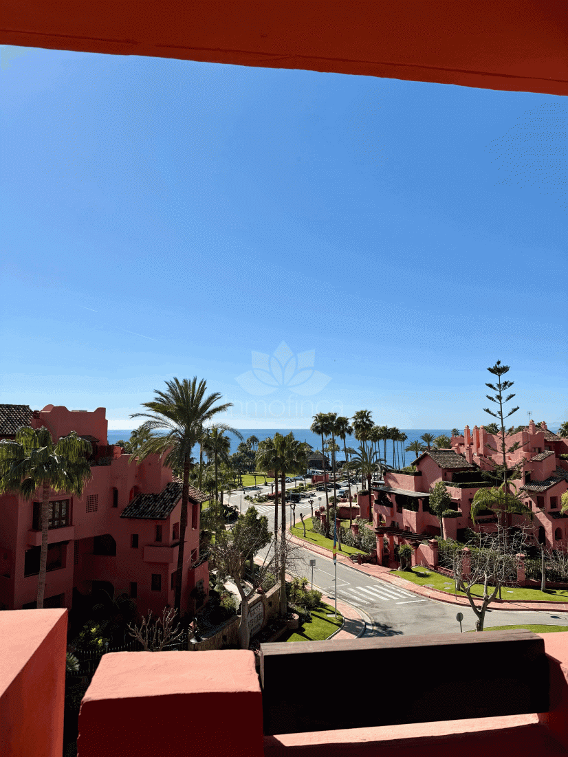 Apartment in Las Nayades, Estepona