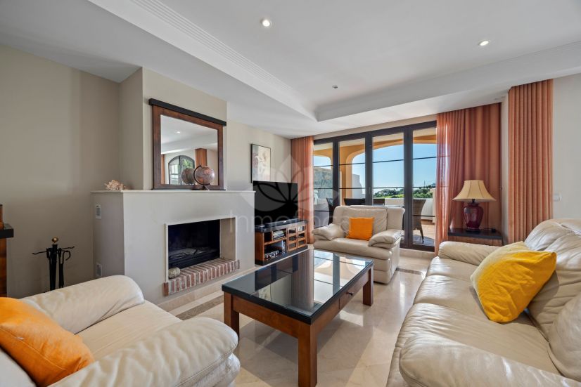 Town House in Los Almendros, Benahavis